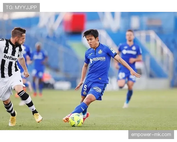 久保建英展现卓越领导力，率队关键战迎突破性胜利